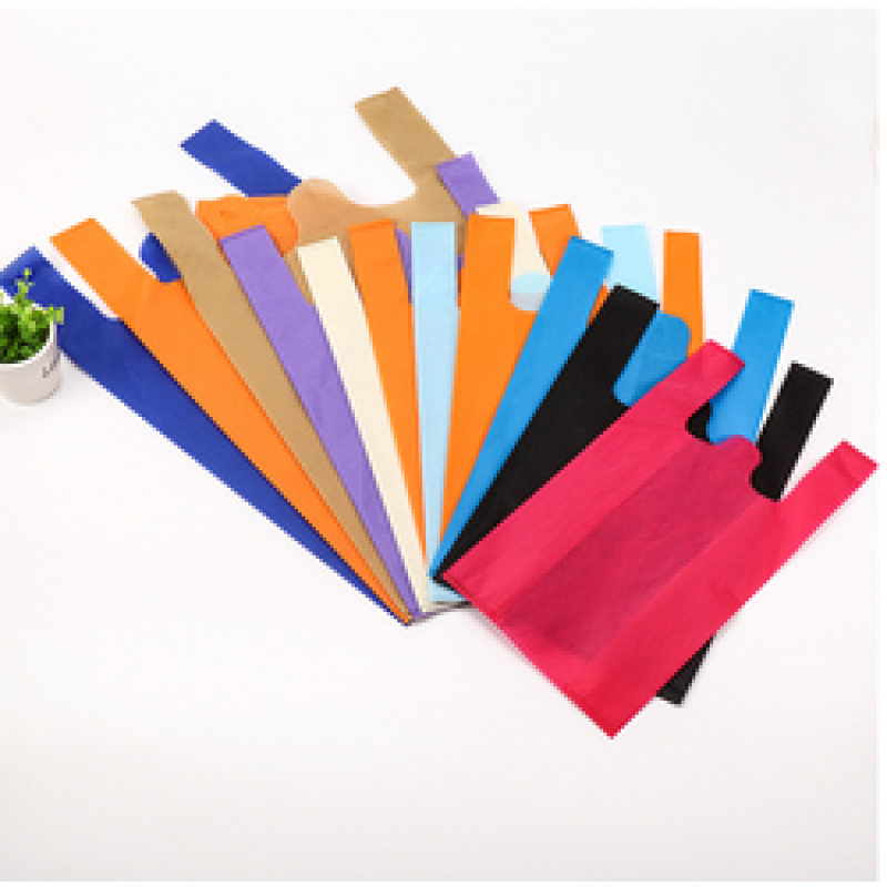 D cut pp non woven T-shirt bag custom printing Easy degradation non-woven shopping bags gift shopping bags
