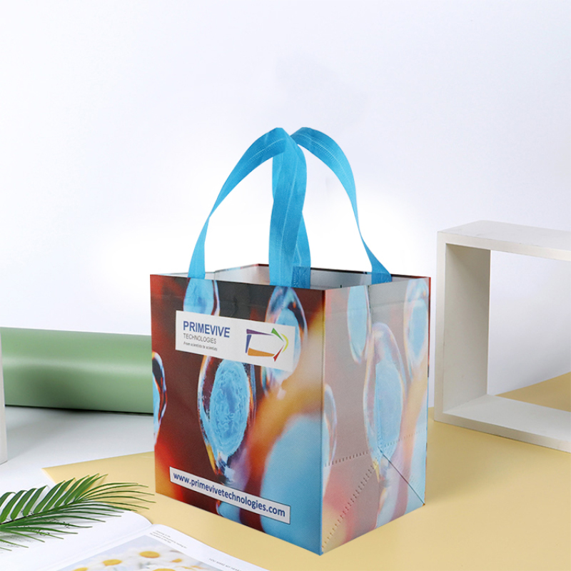 Promotional eco friendly reusable laminated non woven bags for shopping with custom logo