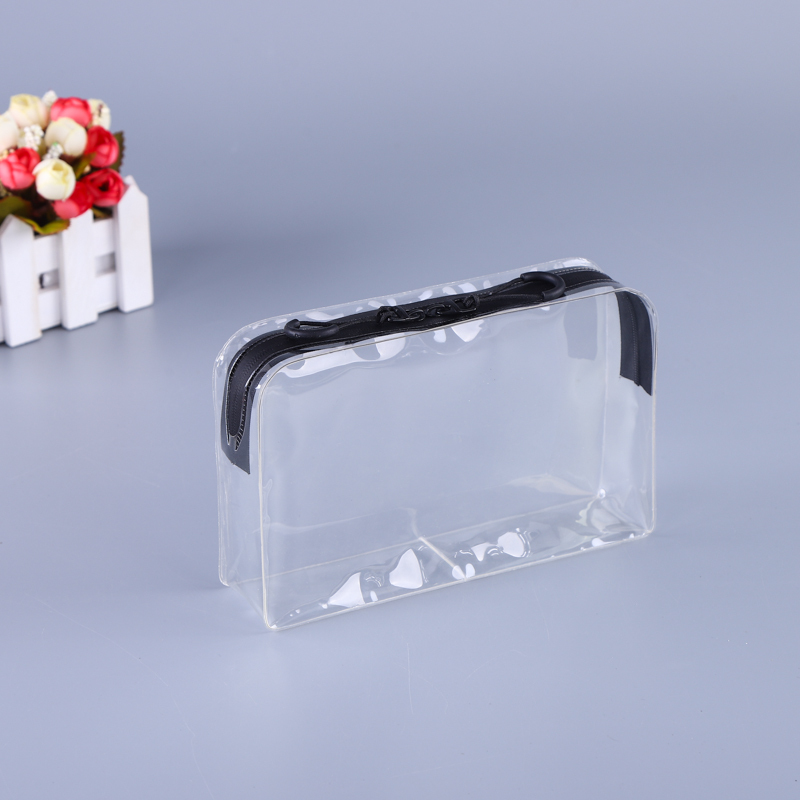 Hot Selling Customized Waterproof PVC Clear Makeup Bag for Travel Cosmetics Clear Makeup Bag Clear PVC Makeup Bag with Zipper