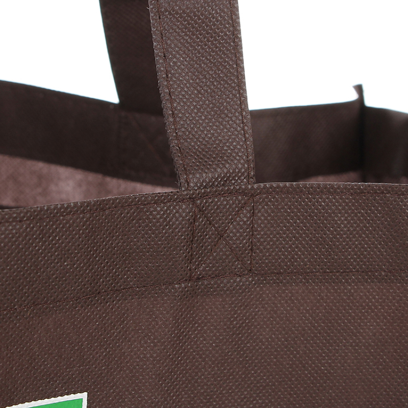 Customized Non-woven Bag Waterproof Eco-friendly   Non Woven  Shopping Bags with Logo