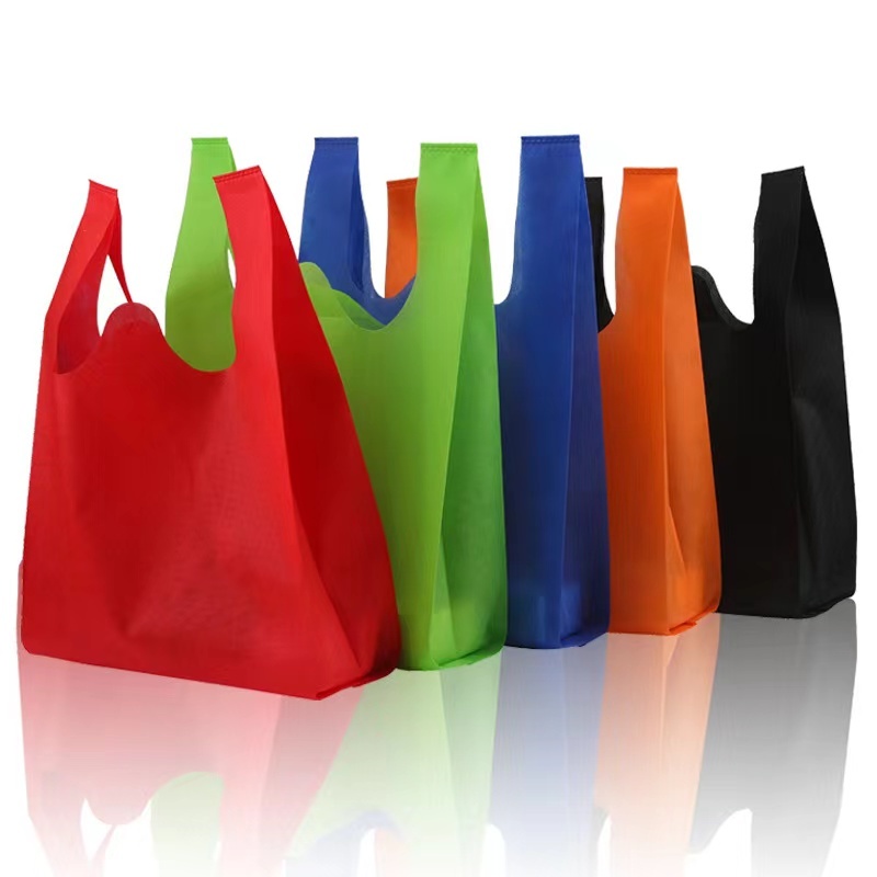 Hot Selling Popular Design  Reusable Die-cut Non Woven T shirt Shopping bag for Supermarket