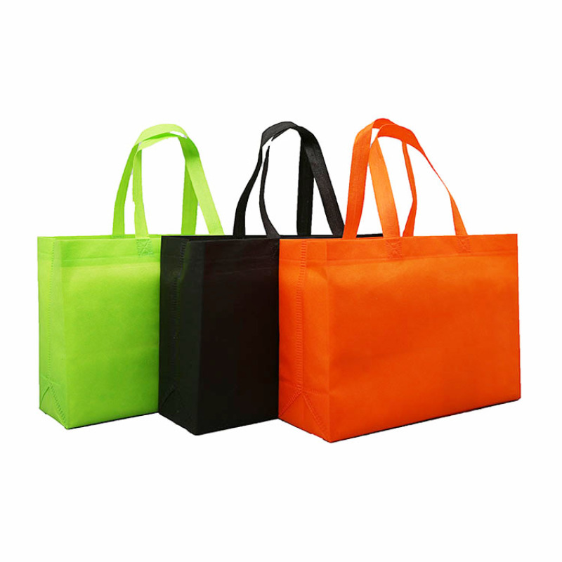 Stock recycled eco friendly reusable biodegradable non woven shopping bags custom logo