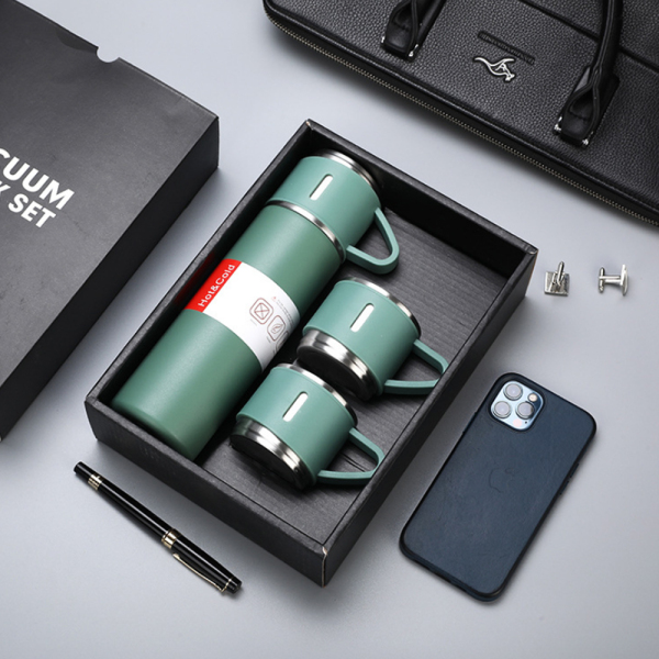 Custom Luxury Gifts 500ml Double Wall Stainless Steel Luxury Thermos Insulated Water Bottle Set With 3 Lids