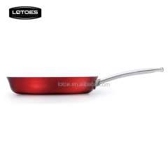 Zhejiang LOTOE'S professional cookware factory heat resistant paint exterior golden frying pan