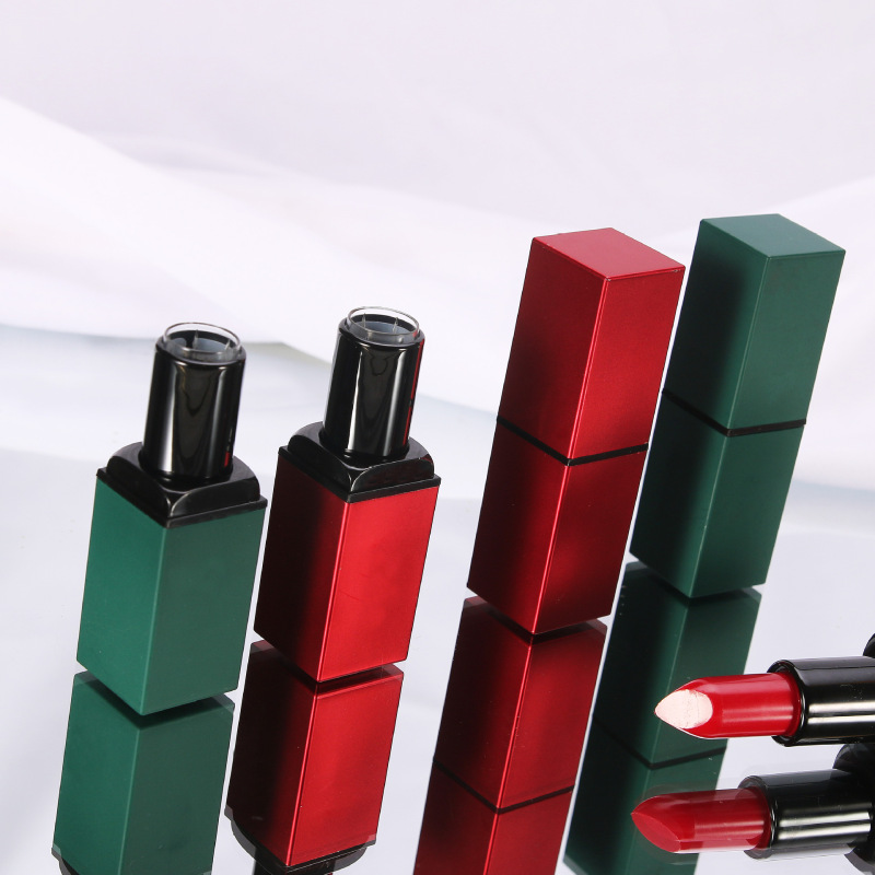 Support Customization Empty Lipgloss Cosmetic Lipstick Tube Container with Hot Stamping Plastic 3.5g Capacity