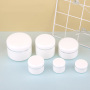 Round PP Luxury Cosmetic Jar White Plastic 20g 30g 50g Cream Jars Screw Lid PP Cosmetics Packing Like Lotions and Eye Creams