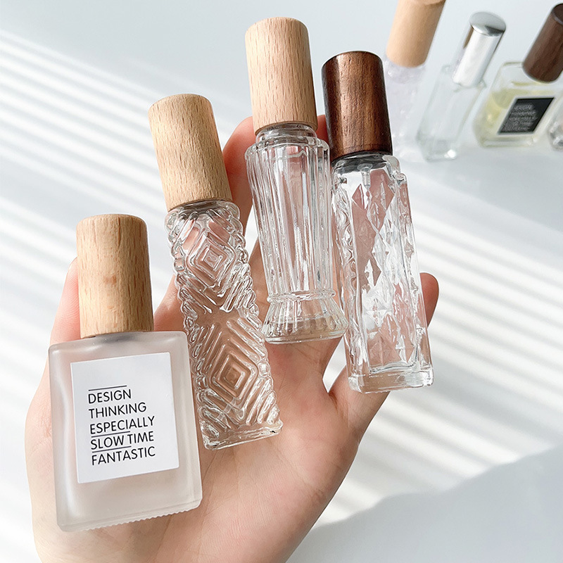 Free Sample 5ml 10ml Small Spray Portable Perfume Bottle Travel Size Empty clear Glass Bottles for Perfumes