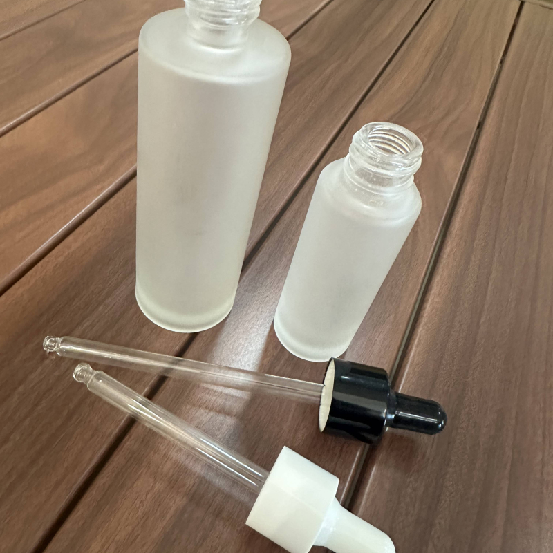 Hot Sales 30ml Flat Shoulder Glass Dropper Bottle Frosted Transparent with Dropper Bottles for Cosmetic