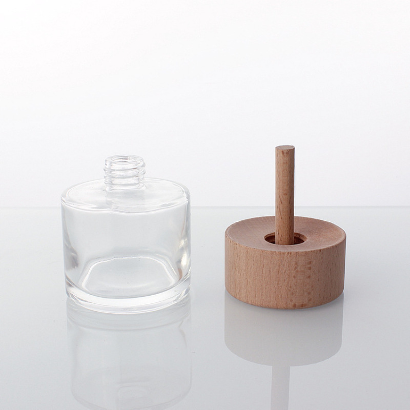High Quality 50ml Glass Reed Diffuser Bottle with Wood Cap Pump Sprayer Seal Screen Printed Factory Direct Wholesale