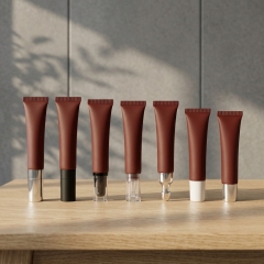 SUNSHINE Packaging 15ml Burgundy Chocolate Elegant Luxury Squeeze Lip Gloss Tube Custom Logo Screen Printing Plastic Empty Tubes