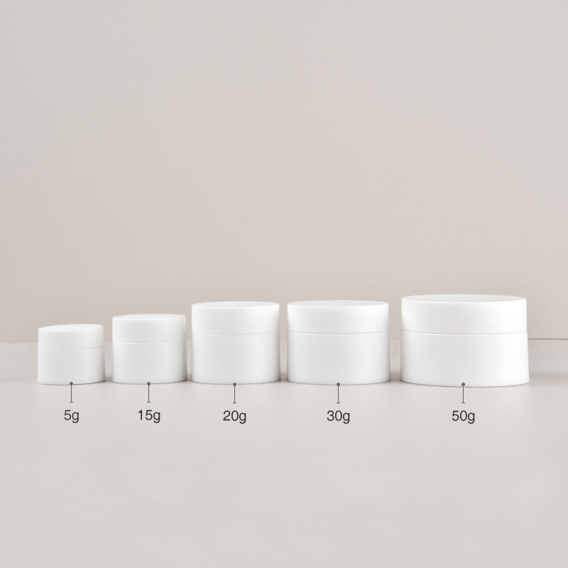2024 Low Price Wholesale Good Quality Mini pink Plastic Jars with Lids for Skincare Cosmetic