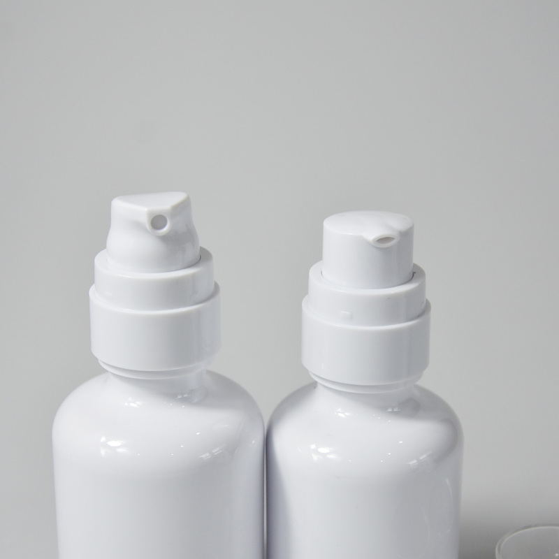 High Quality White Color Pet Skincare Lotion Bottle Empty 60ml 100ml Plastic Bottles Packaging for Cosmetics