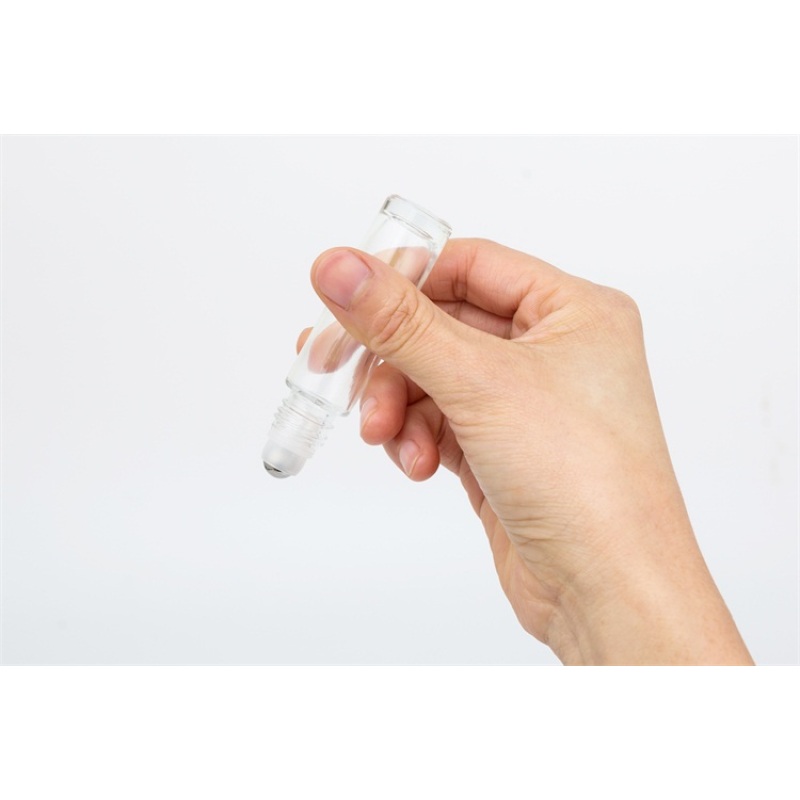 6 Pack Amber Thick Glass Roller Bottles with Stainless Steel Balls Roll on Bottles for Oils and Eye Cream
