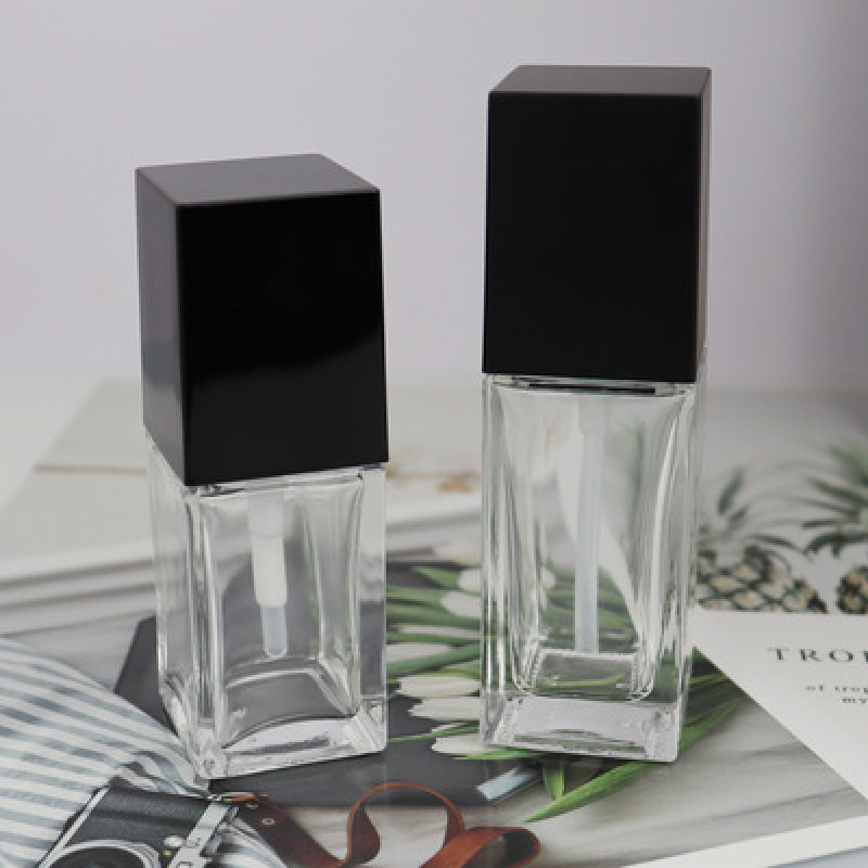 Cosmetic Liquid Foundation  Bottle 30ml clear Cream Lotion Glass Bottle with Pump