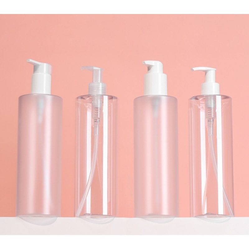 High Quality Flat Shoulder Empty PET Clear White Refillable Plastic Lotion with Pump Bottles for Skincare