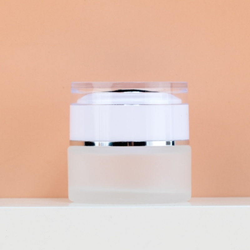 Wholesale Frosted Glass Cosmetic Cream Jars with Plastic Lid 15g 30g 50g Skincare Face Cream Jars for Skin Care and Eye Cream