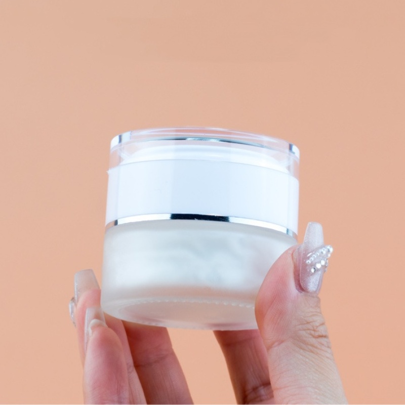Wholesale Frosted Glass Cosmetic Cream Jars with Plastic Lid 15g 30g 50g Skincare Face Cream Jars for Skin Care and Eye Cream
