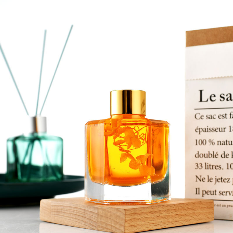 Wholesale Luxury High Quality 50ml 120ml Reed Diffuser Glass Bottle Empty Perfume Bottle for Cosmetic