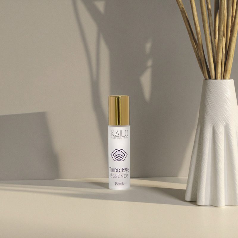 Clear Glass Essential 10ml Bottle Cosmetic Skincare Oil Roll on Bottles with Gold Cap