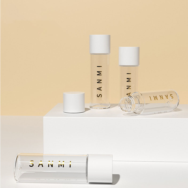 2025 New Portable 8ml 10ml PET Cosmetic Sample Bottle clear Round Mini Container with White Cap Refillable Travel Use