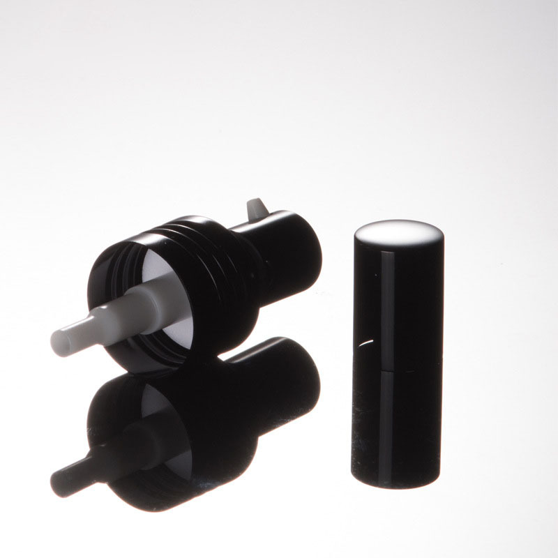 China Wholesale 60ml Empty Pump Spray Glass Cosmetic Bottle