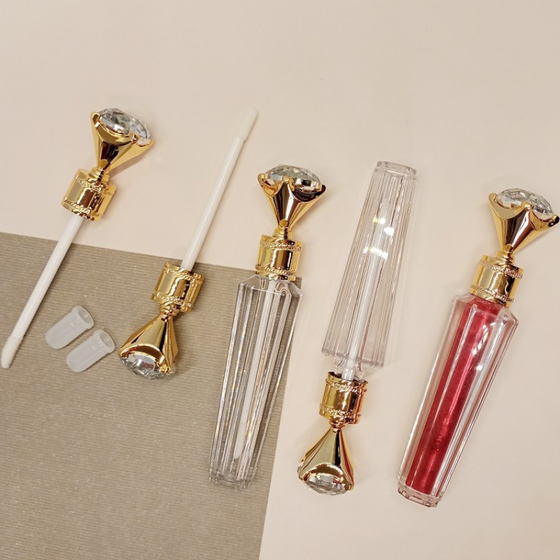 High Quality Clear Plastic Lip Gloss Tube 2ml Capacity with Gold Top for Private Label Skin Care for Cosmetics and Lipstick
