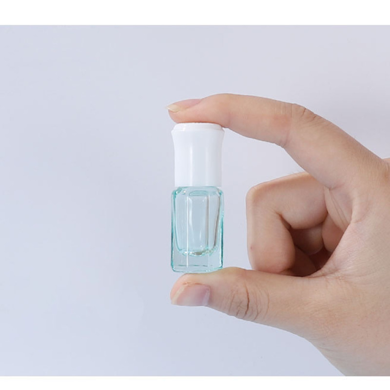 Hot Sale Small Roll on Bottle 3ml Essential Oil Bottle Luxury Sample Essential Oil Glass Roll on Bottle