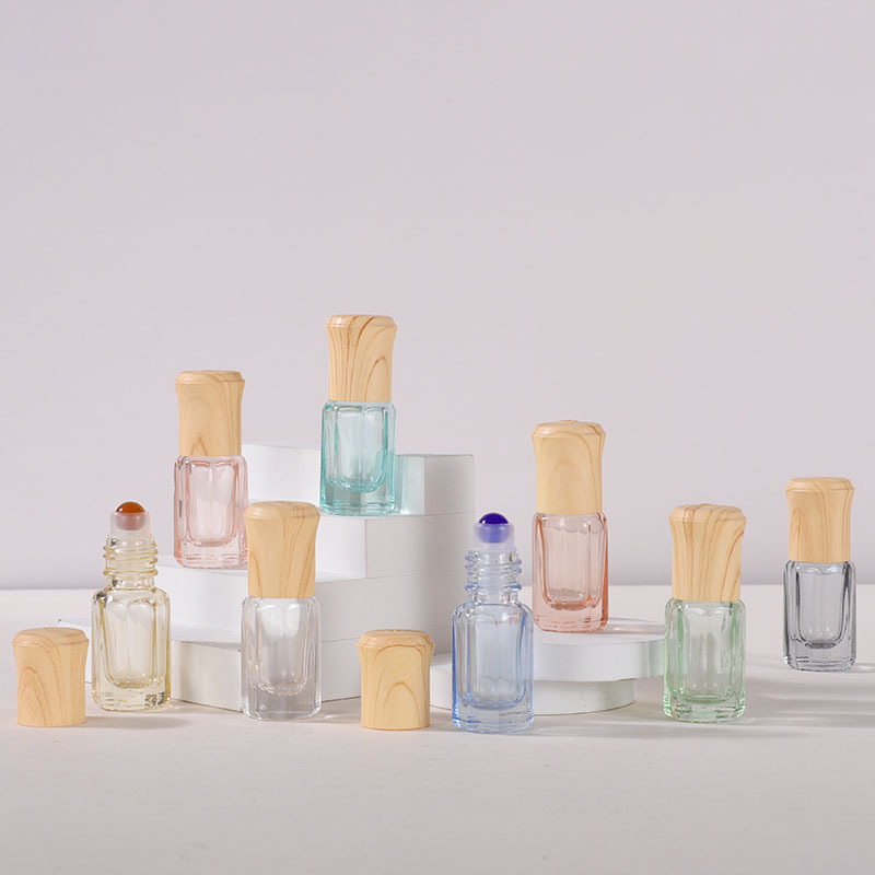 Hot Sale Small Roll on Bottle 3ml Essential Oil Bottle Luxury Sample Essential Oil Glass Roll on Bottle