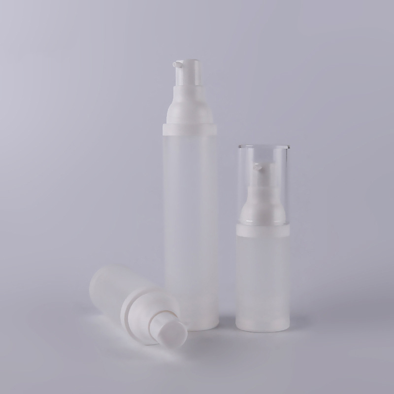 Customization Plastic Travel Refillable Bottles Sets Cosmetic Bottle Set for Travel With Pump Sprayer in 15ml 30ml 50ml