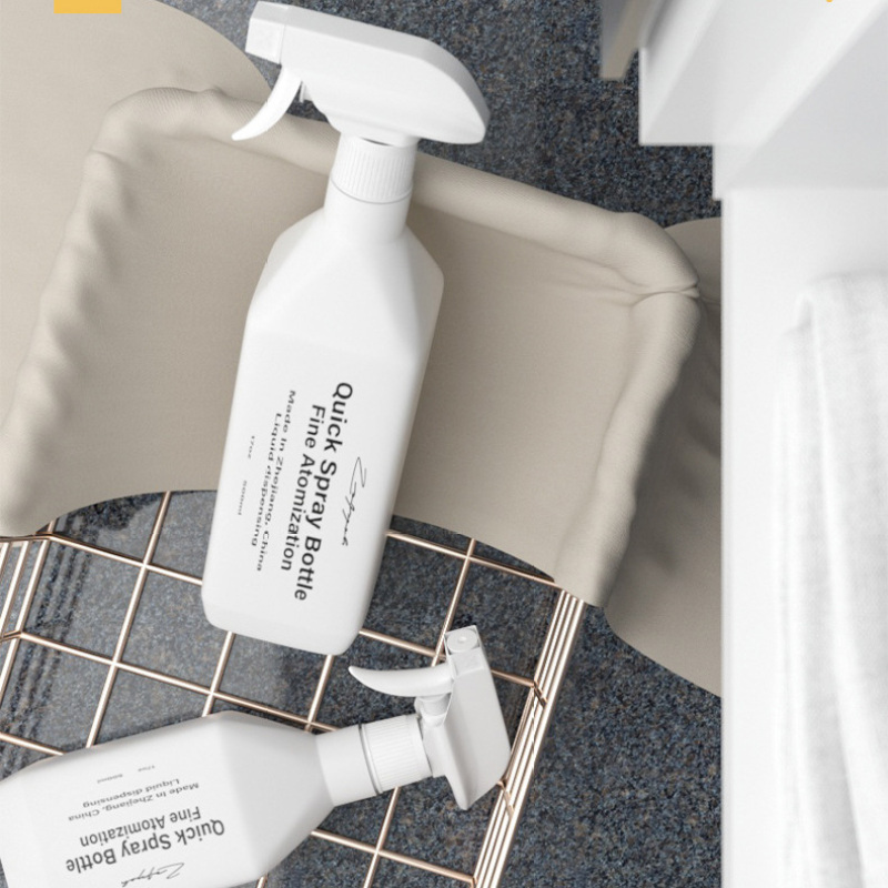 Body Spray Bottle 500ml High Capacity Soft Touch Slant Shoulder White Plastic square Bottle Trigger Plastic Spray Bottle 500ml
