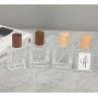 Refillable Empty Perfume Bottles 30ml 50ml Thick Bottom Square Glass Perfume Bottles with High-end Wooden Caps