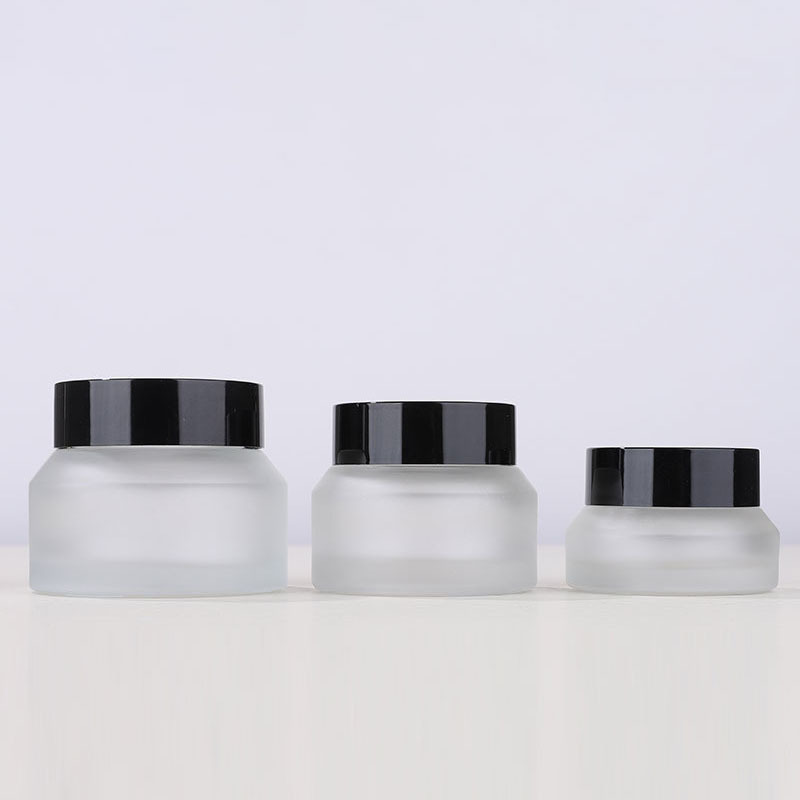 Custom Label Empty 15g 30g 50g round Glass Cream Jar with Black Plastic Lid for Skin Care and Face Cream