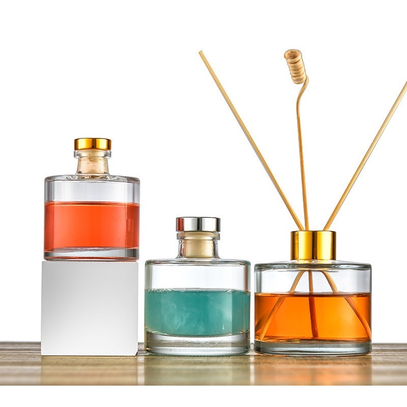 New Wholesale Popular Luxury Reed Diffuser Bottles Glass Bottles for Fragrance