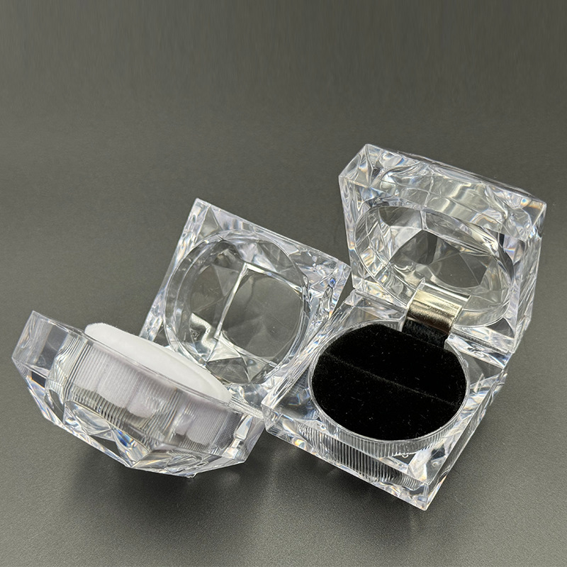 Clear Crystal Jewelry Case Travel Cosmetic Storage Trinket Box Plastic Ring Display Case Gift Wrap for Ring Pendant Storage