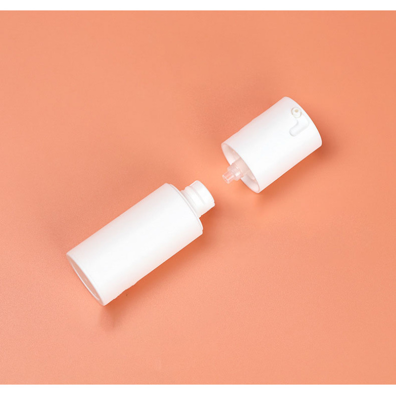 Hot Sale Cosmetic Bottle Set 30g 50g Airless Pump Bottle Skincare Packaging with Black White Cream Jar for Serum