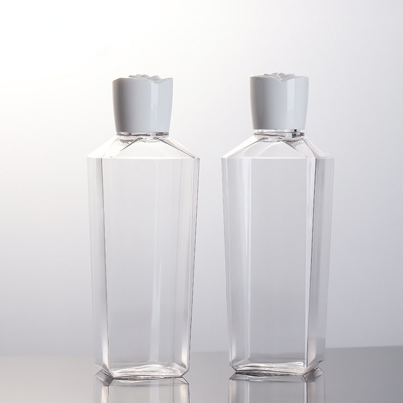 Luxury Clear 250ML PETG Plastic Toner Bottles Rose-shaped Cap Skincare Bottle Cosmetic Packaging