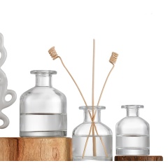 Wholesale High Quality Black Empty Reed Glass Diffuser Refill Bottle With Sticks Home Air Fresh Fragrance Bottles