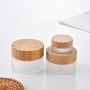 2025 New Arrival Empty Facial Night Cream Jars Round Shape Cosmetic Jar Glass with Wooden Lid