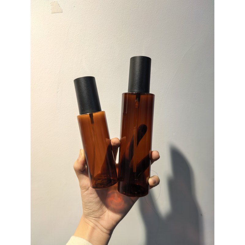 Empty Amber 100ml 120ml 150ml  Lotion Bottle Luxury Cosmetic Lotion Bottle Packaging Cosmetic 200ml Plastic Bottles with Pump