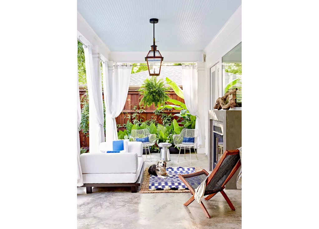 How to Hang Outdoor Curtains: 4 Foolproof Methods