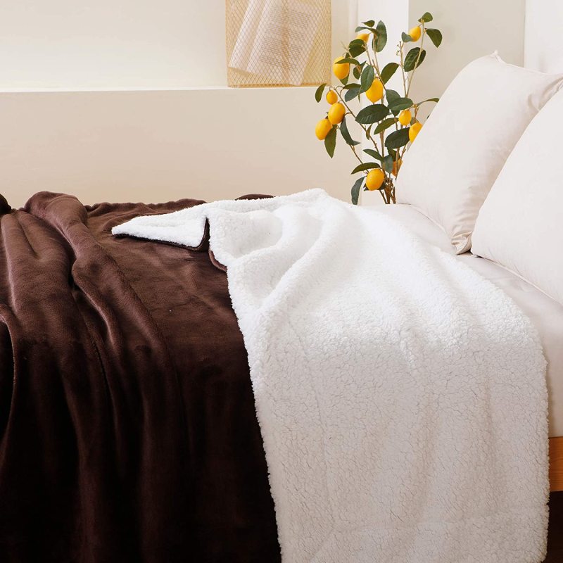 Soft Warm Coral Fleece Blanket Winter Sheet Bedspread Sofa Plaid Throw  Light Thin Mechanical Wash Flannel Blanket