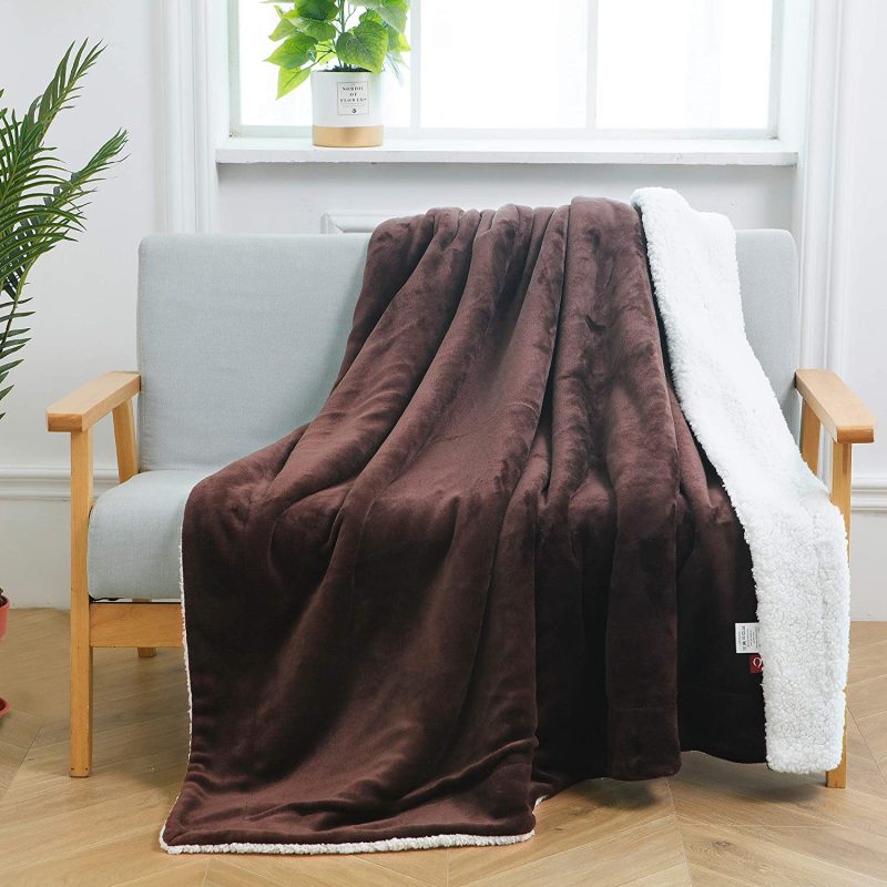 Soft Warm Coral Fleece Blanket Winter Sheet Bedspread Sofa Plaid Throw  Light Thin Mechanical Wash Flannel Blanket