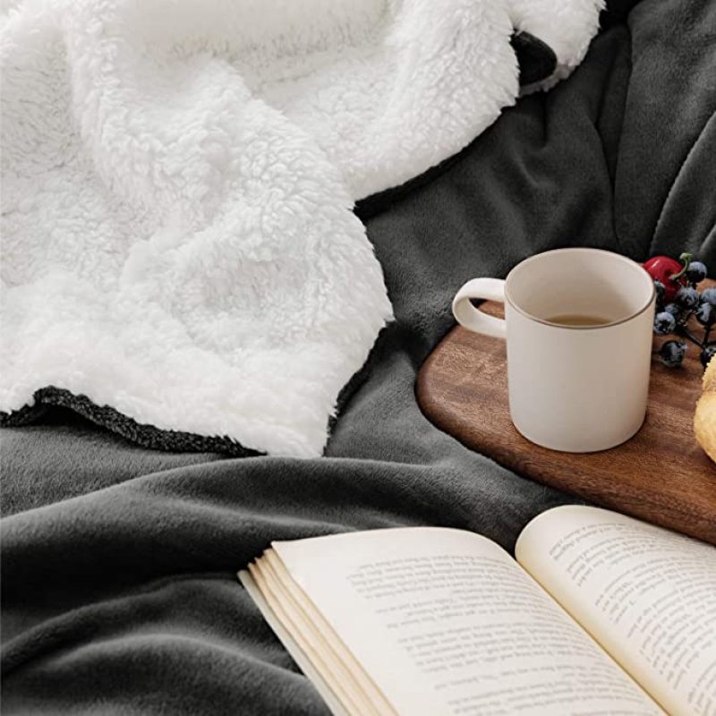 Flannel blankets and throws Adult Thick Warm winter Blankets Home Super Soft duvet cover luxury solid Blankets On twin Bedding