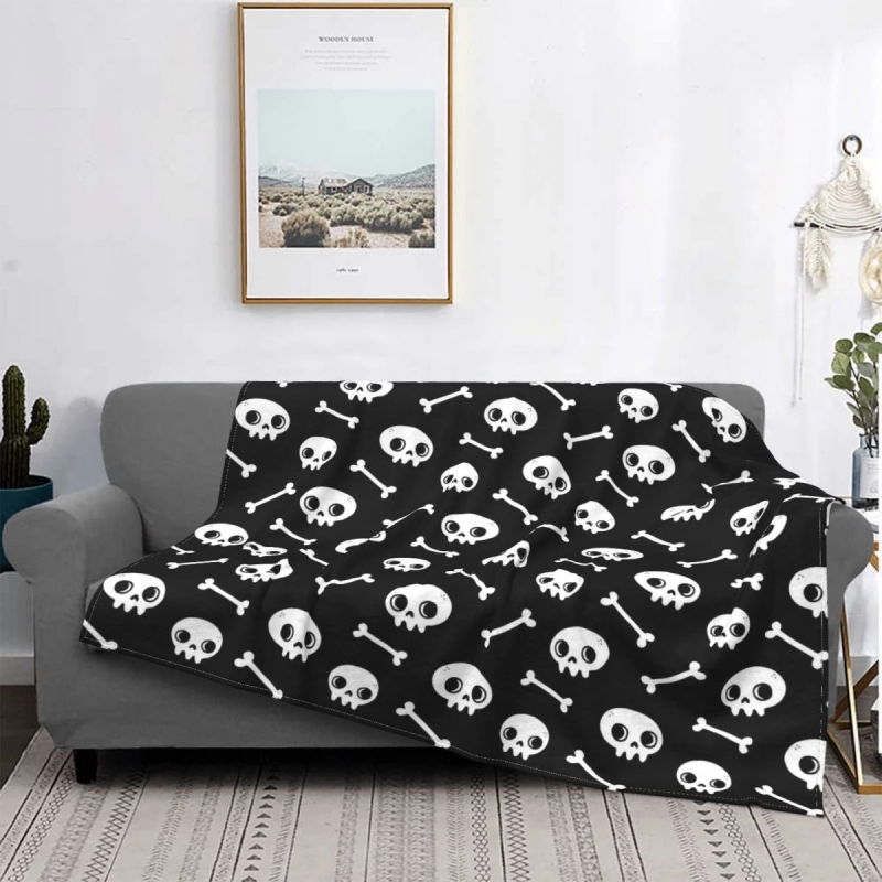 Cute Skull Nikury Blankets Coral Fleece Plush All Season Horror Scary Lightweight Throw Blankets for Bed Travel Bedspread/