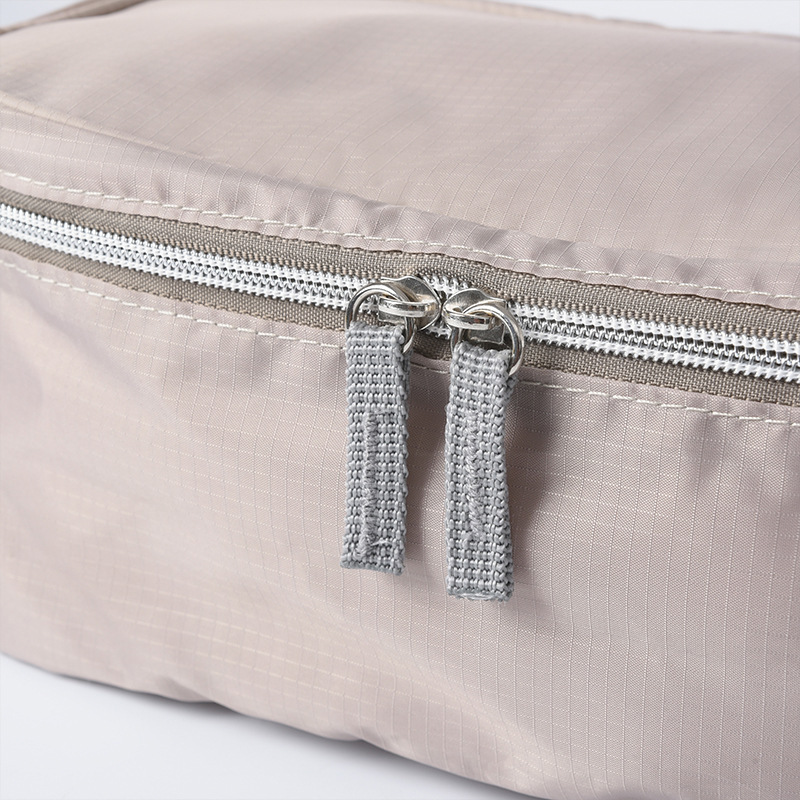 Simple and versatile Polyester 28*14*12cm high-capacity Bra organizer makeup Underwear storage bag for travel business trip