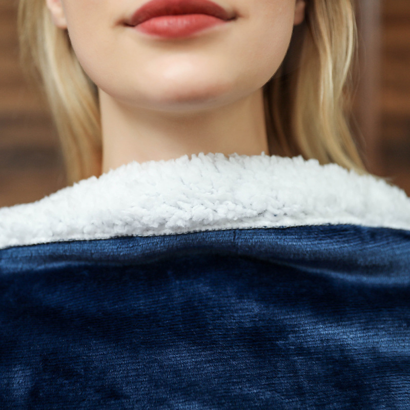 Super Soft Warm Outdoor Pocket Hoodie Blankets 2021 Factory Direct Sale Sherpa Blanket With Sleeves