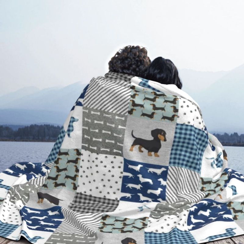 Dachshund Cute Blanket Flannel Print Dog Pets Portable Ultra-Soft Throw Blankets for Sofa Outdoor Plush Thin Quilt/