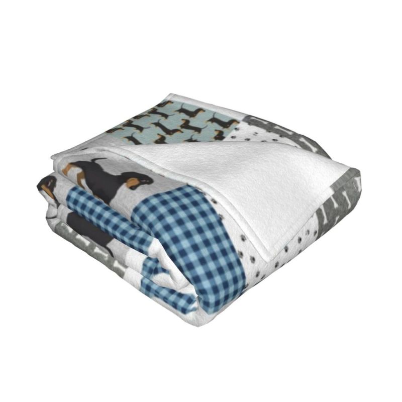Dachshund Cute Blanket Flannel Print Dog Pets Portable Ultra-Soft Throw Blankets for Sofa Outdoor Plush Thin Quilt/