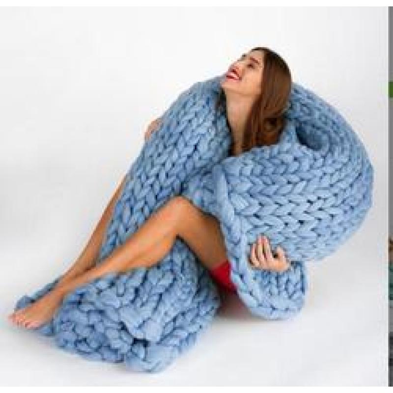 Handmade Chunky Knit Blanket Wool Bulky Knitted Throw gift, Throw Blankets for Couch Bed and Living Room - Fall Winter