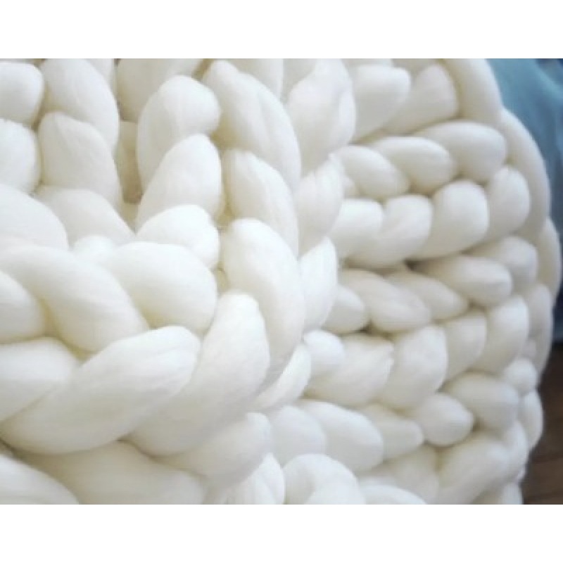 Handmade Chunky Knit Blanket Wool Bulky Knitted Throw gift, Throw Blankets for Couch Bed and Living Room - Fall Winter